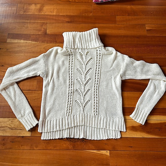 Women’s Aeropostale Cowlneck Sweater - Picture 1 of 6